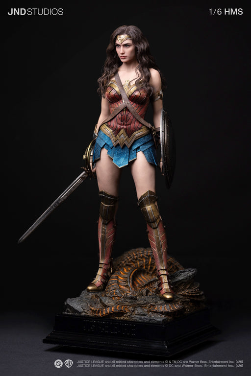 DC Justice League (2017): Wonder Woman 1/6 Hyperreal Movie Statue