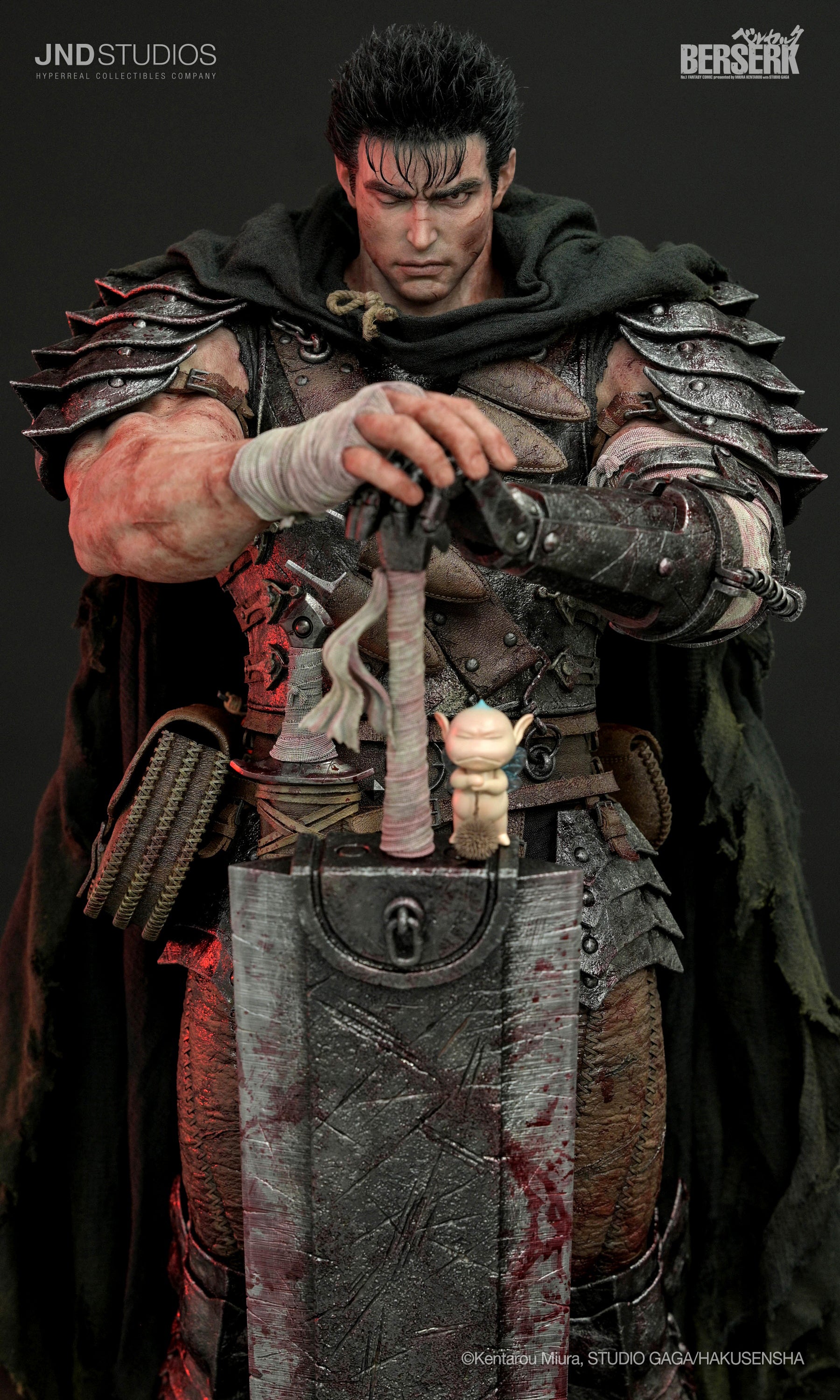 Berserk: Guts Comics Art Statue