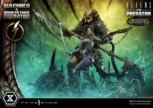 Aliens vs. Predator (Comic): Machiko & Broken Tusk Predator Deluxe Bonus Version