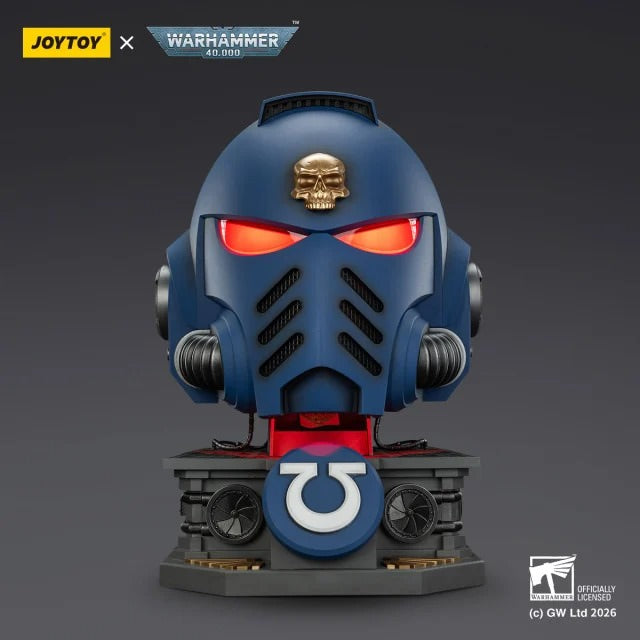 Warhammer 40K: Ultramarines Captain MkX Helmet and Display Stand ...