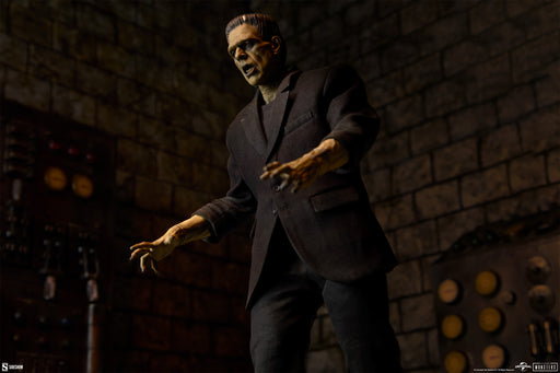 Universal Monsters Frankenstein (1931): Frankenstein Deluxe Plus Edition