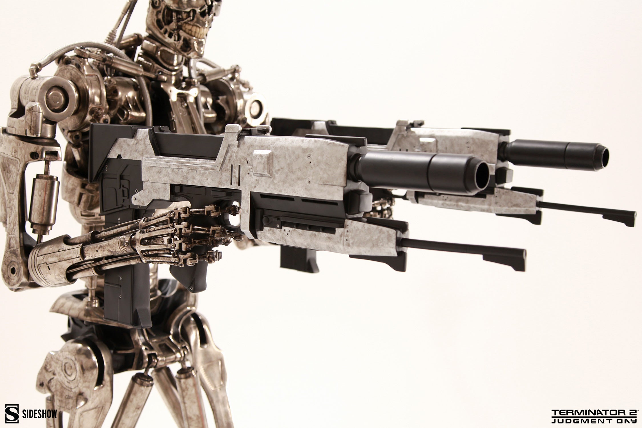 Terminator 2 Judgment Day: T-800 Endoskeleton Version 2.0 Life