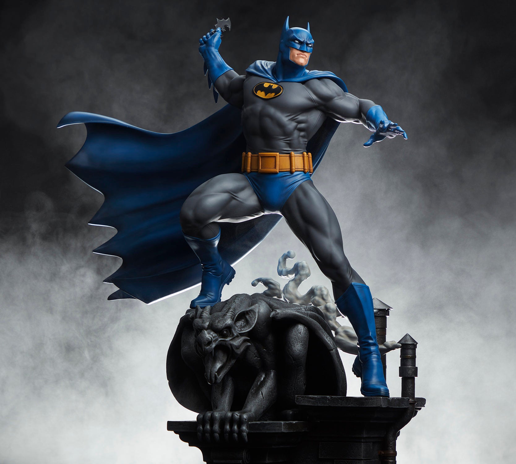 DC Comics: Batman (Retro Edition) Quarter Scale — Secret Compass