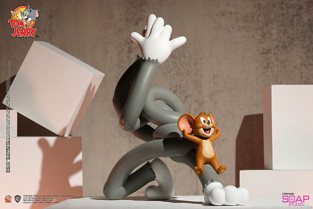 Tom and Jerry: Tom Collectible Figure — Secret Compass